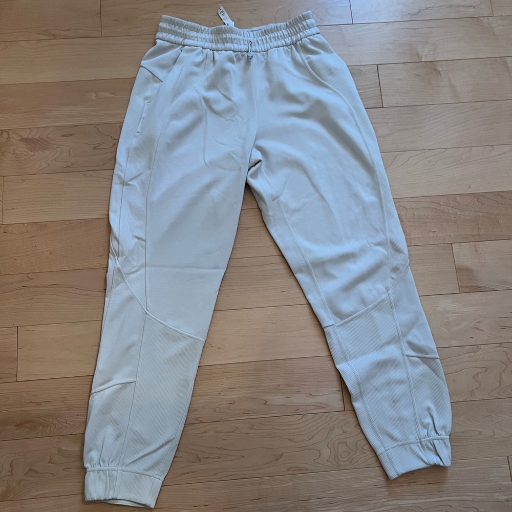 Lululemon Brushed Softstreme Ribbed HR Jogger Size 6